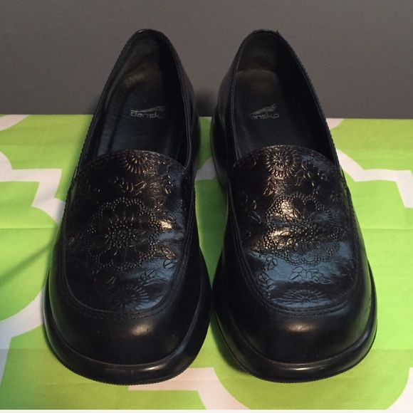 Dansko Mandolin Brown Platform Loafer - Picture 5 of 8